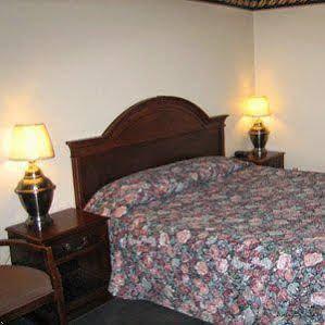 Delta Motel Бей-Сити Экстерьер фото