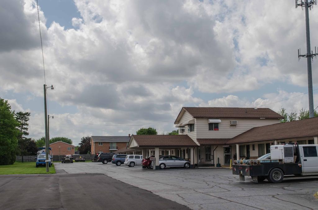 Delta Motel Бей-Сити Экстерьер фото